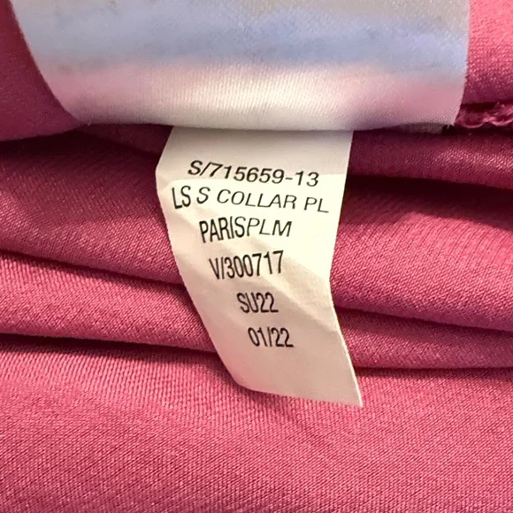 Banana Republic Volume Sleeve V-Neck Blouse Berry Size Large - Picture 10 of 10